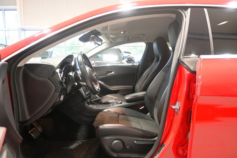 Mercedes CLA220 bild 8