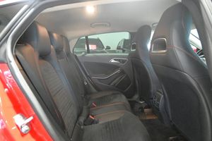 Mercedes CLA220 bild 13