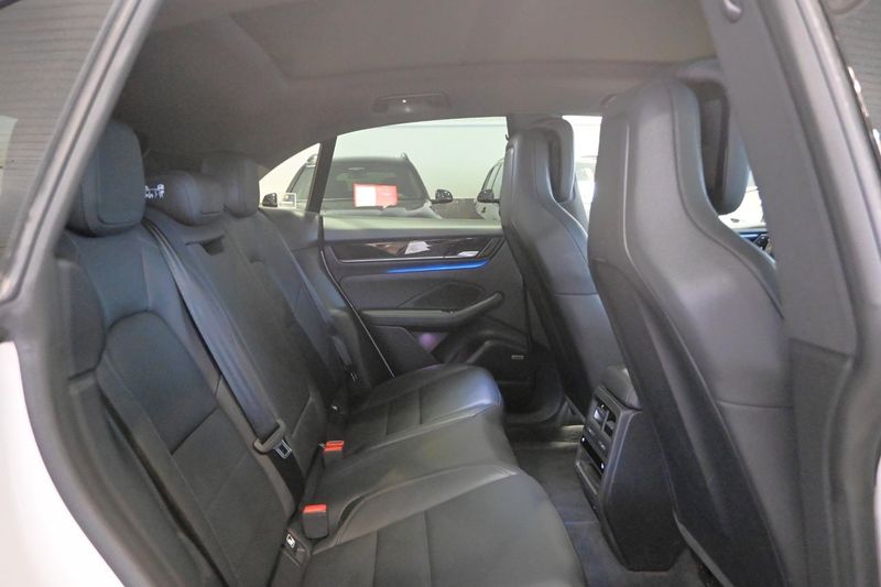 Porsche Macan bild 16