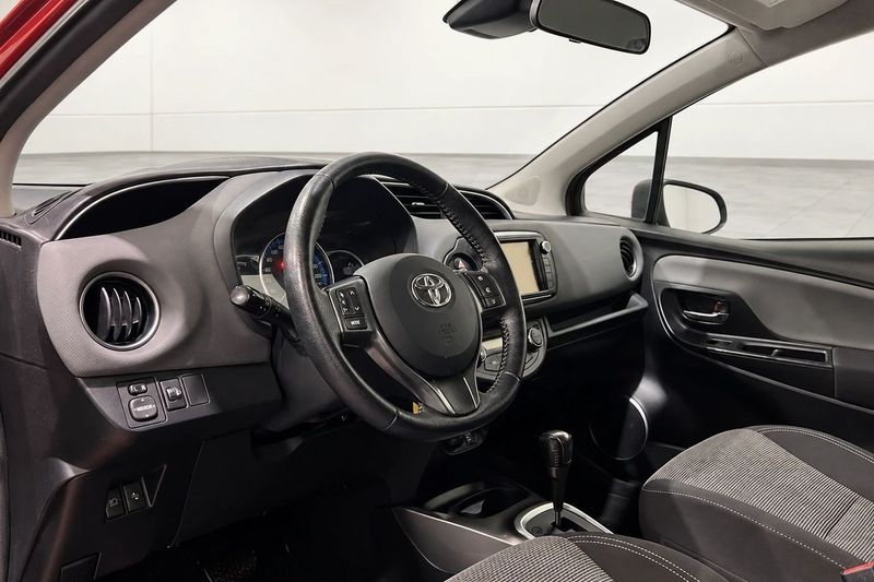 Toyota Yaris bild 6
