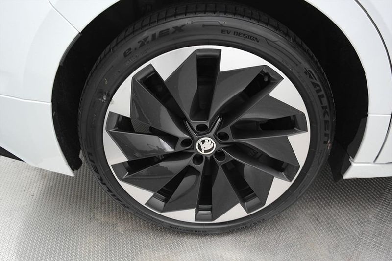 Skoda Enyaq bild 25