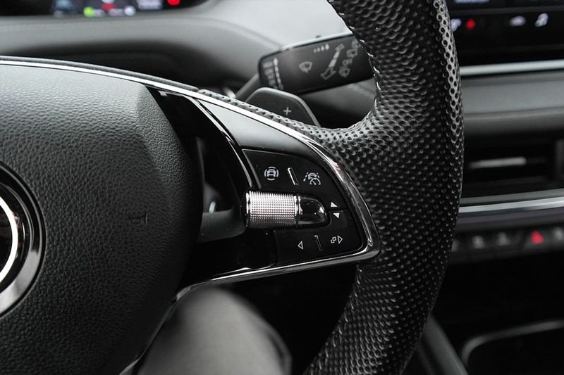 Skoda Enyaq bild 14