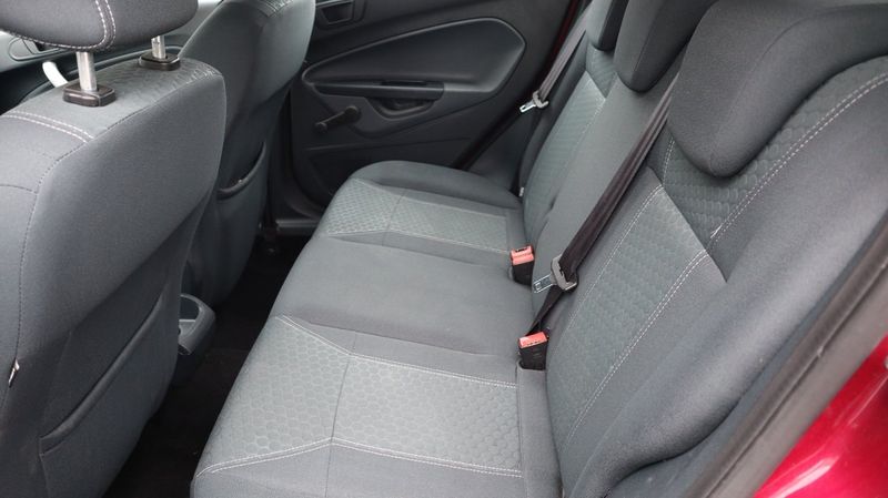Ford Fiesta bild 8