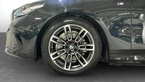 BMW 530 bild 9
