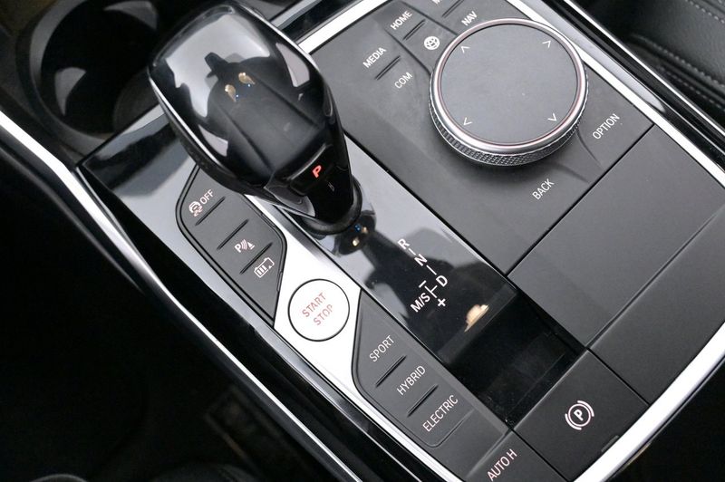 BMW 330 bild 19