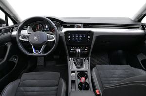 Volkswagen Passat bild 6