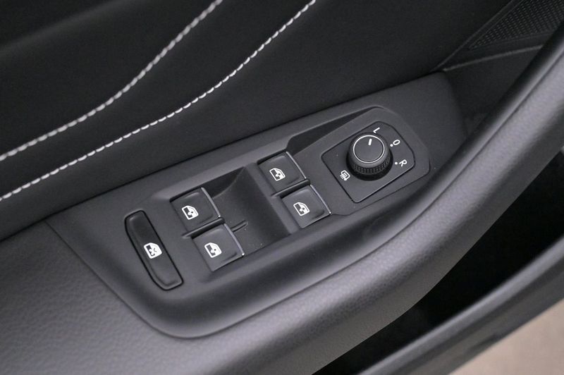 Volkswagen Passat bild 11