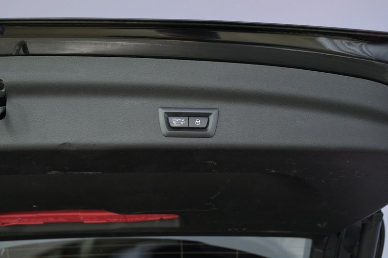 BMW iX1 bild 24