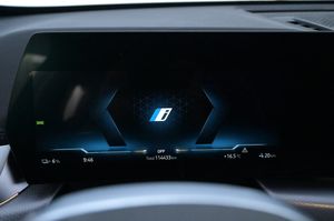BMW iX1 bild 8
