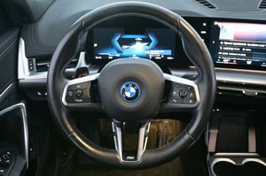 BMW iX1 bild 7
