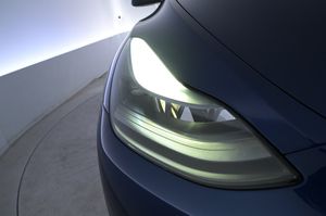 Tesla Model Y bild 26