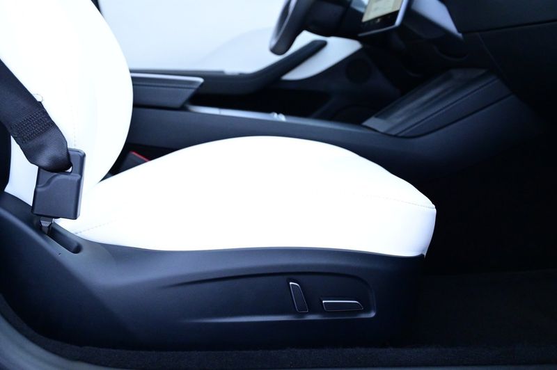 Tesla Model 3 bild 12