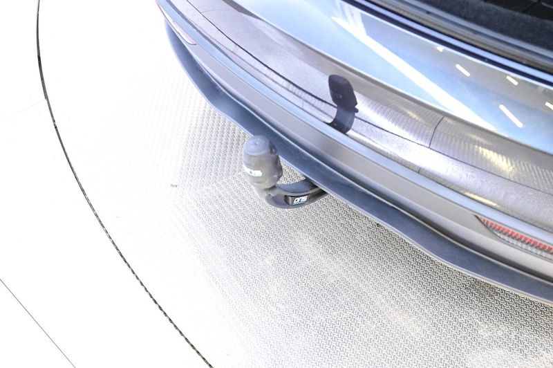 Tesla Model 3 bild 25