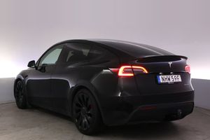 Tesla Model Y bild 4