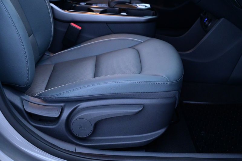 Hyundai IONIQ bild 16