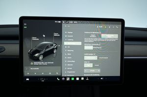 Tesla Model Y bild 15
