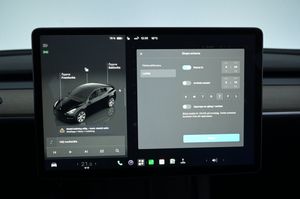 Tesla Model Y bild 16
