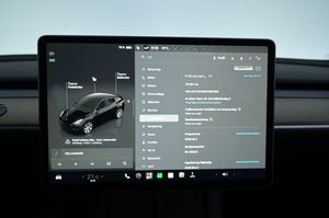 Tesla Model Y bild 14