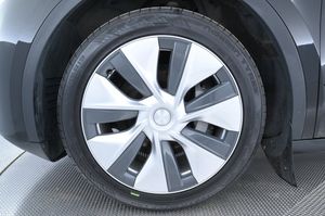 Tesla Model Y bild 27