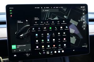 Tesla Model 3 bild 22