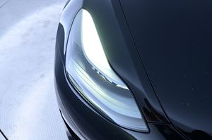 Tesla Model 3 bild 26