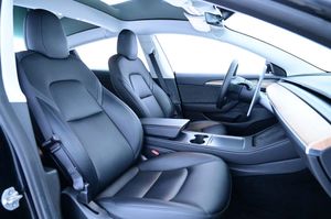 Tesla Model 3 bild 12