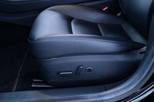 Tesla Model 3 bild 11