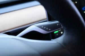 Tesla Model 3 bild 8