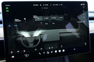 Tesla Model 3 bild 20
