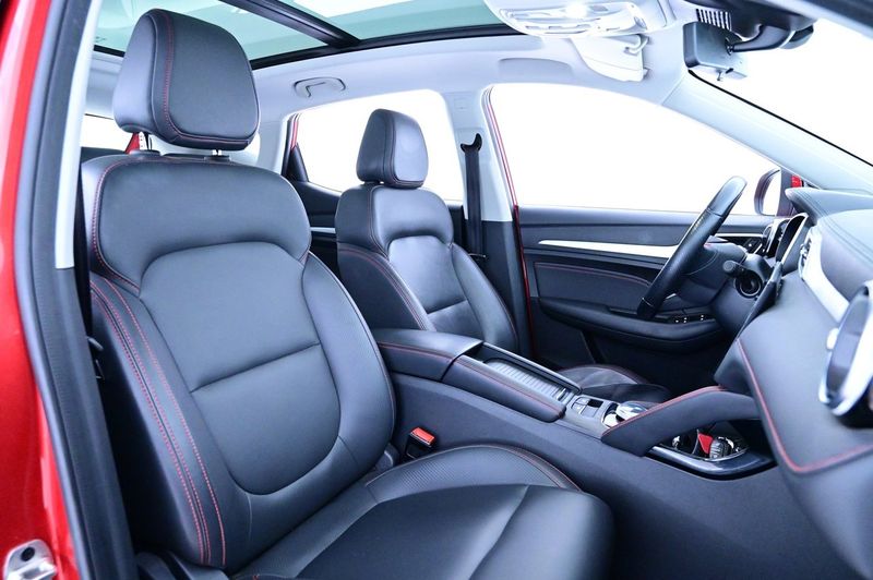 MG ZS EV bild 13