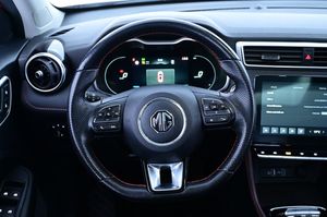MG ZS EV bild 7