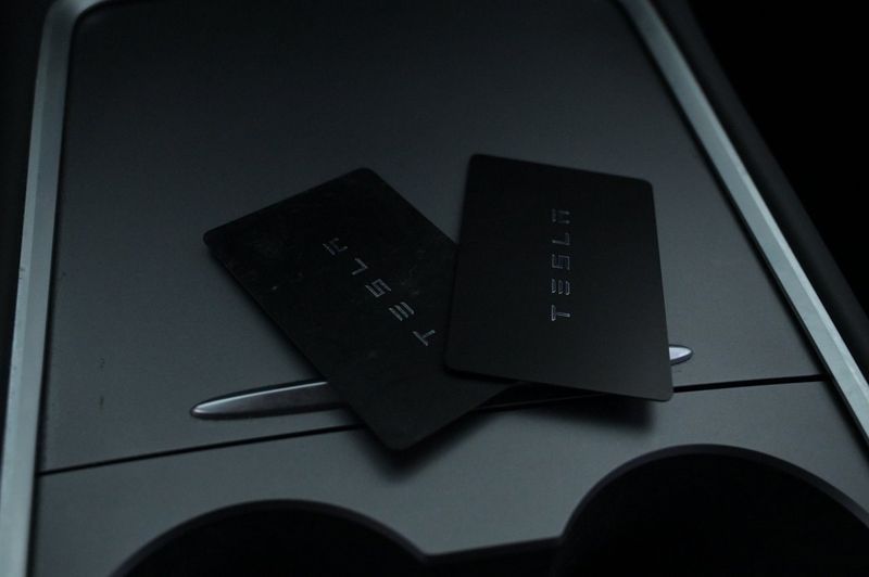 Tesla Model Y bild 24