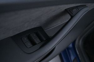 Tesla Model Y bild 10