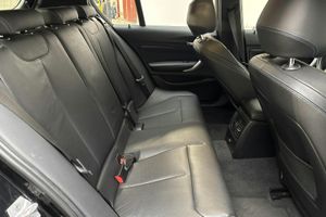BMW 118 bild 8