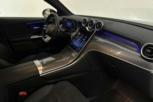 Mercedes GLC300 bild 15