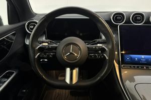 Mercedes GLC300 bild 14