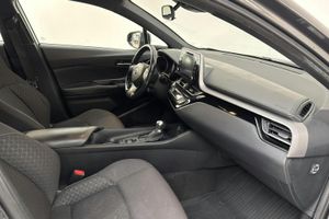 Toyota C-HR bild 7