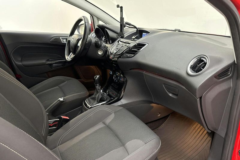 Ford Fiesta bild 7
