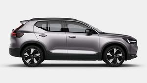 Volvo EX40 bild 8