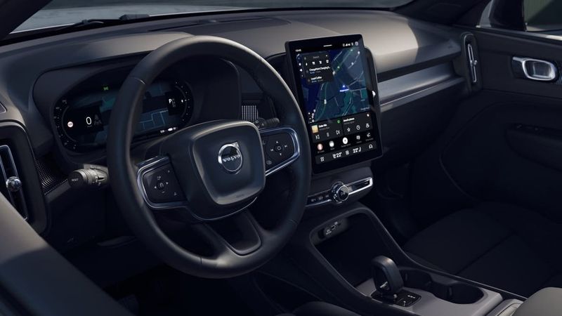 Volvo EX40 bild 2