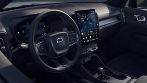 Volvo EX40 bild 2