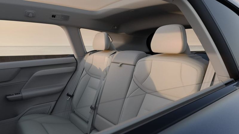 Volvo EX60 bild 18