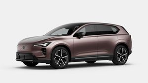 Volvo EX60 bild 1