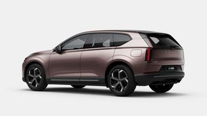 Volvo EX60 bild 14