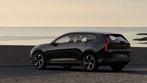 Volvo EX60 bild 8
