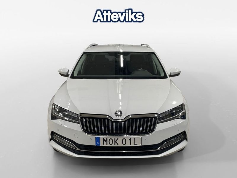 Skoda Superb bild 8