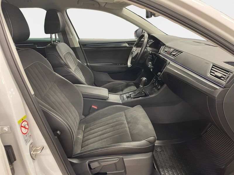 Skoda Superb bild 15