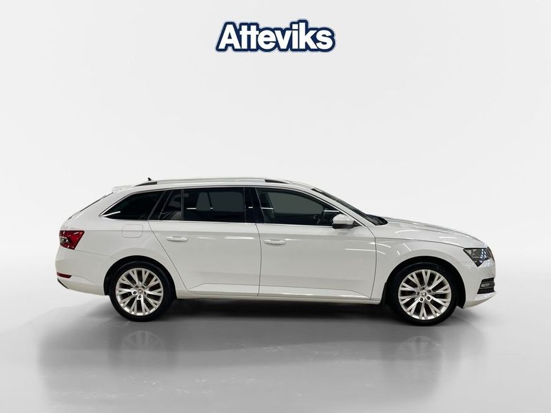 Skoda Superb bild 2