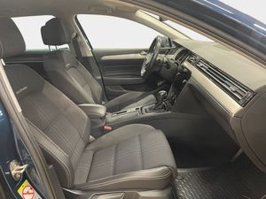 Volkswagen Passat bild 15