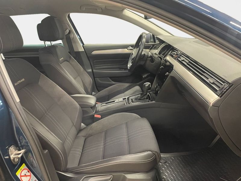 Volkswagen Passat bild 15